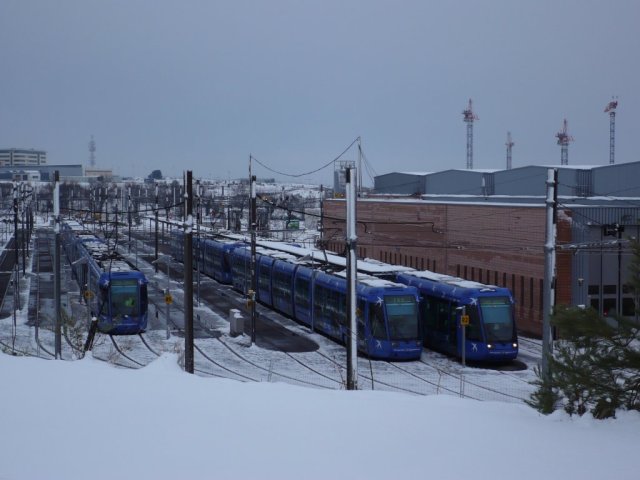 Le gril du centre d'exploitation et de maintenance "Les Hirondelles" à Montpellier, photographié le matin du 8 mars 2010 . Copyright : Edouard Paris